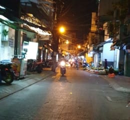 Hẻm nhà Cấp 4 Diện tích khủng 97 m Quận 4 -62 triệu 1m