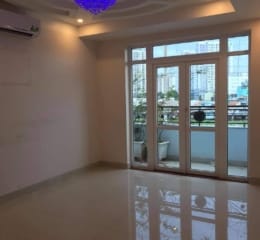 Mặt tiền đường số nhà bán  đúc mới 4 tầng Đang cho thuê 20 triệu tháng quận 7