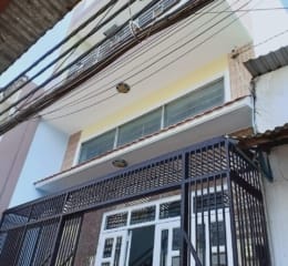 Nhà 4 tầng đúc mới Ngang 5 x 8m2 có 95 triệu m2 Q7