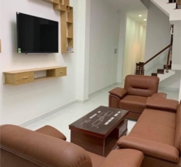 Chủ Cần Tiền Bán Gấp Nhà HXH Trường Thọ, Thủ Đức, DT 87M2, Giá Chỉ 3,7 Tỷ, Sổ Riêng Sang Tên Ngay