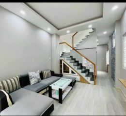 NHÀ ĐẸP TRUNG TÂM Q10 - LÔ GÓC - MỚI ĐẸP Ở NGAY- MỘT BƯỚC RA MẶT TIỀN - 40M2 - 5.1 TỶ.