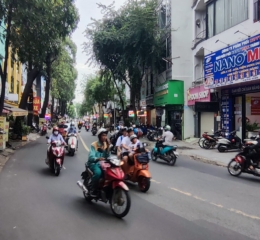 MẶT TIỀN KINH DOANH SẦM UẤT - NGANG GẦN 5M - CHỈ NHỈNH 3 TỶ.