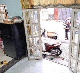 Nhà HXH 10 M , MẶT TIỀN TO như HOA HẬU, sổ gửi Ngân Hàng ,50 m2, Nhỉnh 9 Tỏi.
