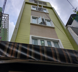 Chủ cần ra Gấp, Nhà BTCT 5 tầng , 50M2, Huỳnh Văn Bánh. PN, chỉ 10 tỷ.