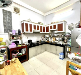 Nhà HXT, BTCT 2 Tầng, Trường Chinh, 60M2, chỉ 7.2 Tỷ.