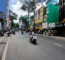 Bán Nhà NGANG BỀ THẾ, BTCT 3 Tầng, HXH, Nguyễn Trãi, Quận 5, 72M2, 11 tỷ.