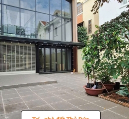 Cho thuê biệt thự cao cấp 2 mặt tiền khu Văn Minh Q2, diện tích 10x20m, giá thuê 70 triệu, kết nối giao thông thuận tiện (0989373766)