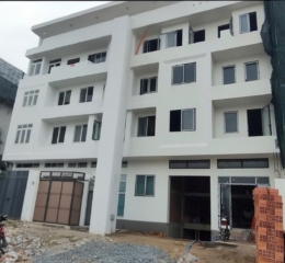 🏢 CHO THUÊ TÒA NHÀ MẶT TIỀN TRƯƠNG VĂN BANG, THẠNH MỸ LỢI  📐 Diện tích : 7mx20m  🏗️ Tòa nhà mới xây, hiện đang hoàn thiện.  🔹 Kết cấu: • 1 hầm • 1 trệt • 1 lửng • 2 lầu • 1 sân thượng 📌 Vị trí trung tâm Thạnh Mỹ Lợi, thuận tiện di chuyển: • Gần khu dân cư The Vista • Gần khu hành chính TP. Thủ Đức • Dễ dàng kết nối Đảo Kim Cương, Thủ Thiêm và các khu vực lân cận. 💼 Phù hợp: • Văn phòng công ty • Trụ sở doanh nghiệp • Văn phòng kết hợp showroom • Văn phòng kết hợp café/nhà hàng • Các mô hình kinh doanh cần mặt bằng đẹp, vị trí trung tâm. 💰 Giá thuê: 100 triệu/tháng NET