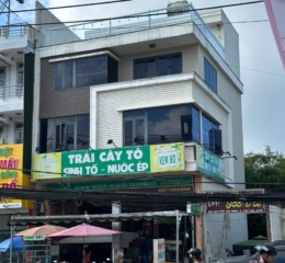 Mặt tiền Nguyễn Thị Định, quận 2